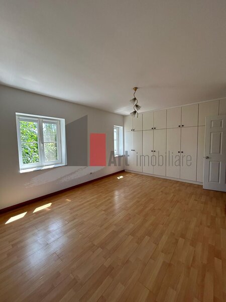 Pipera vila premium (premium villa) de inchiriat cu piscina zona Iancu Nicolae